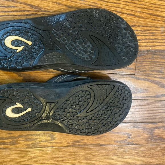 Olukai flip flops men’s 11 - Picture 2 of 2